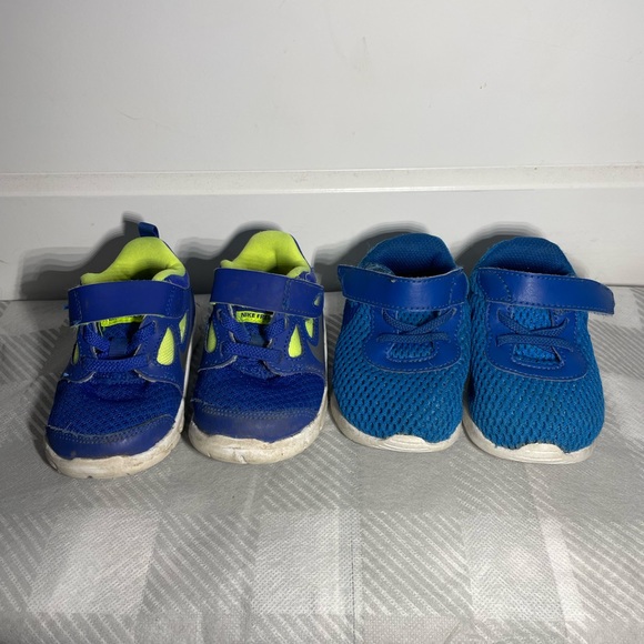 Nike Toddler 4C Blue Trainers Running Shoes Lot of 2 Boys Athletic Sneakers - Picture 2 of 6